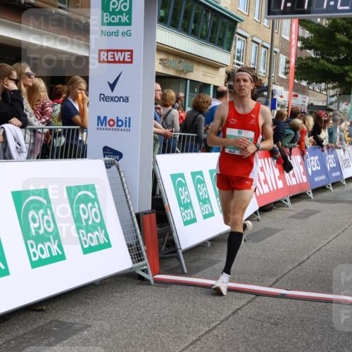 15.09.2024 - PSD Bank Halbmarathon Strokosch-Dieckow http://msf.ph/oto/7083370 15.09.2024 11:15:19 Ziel 494, 500, 546, 587 meine-sportfotos.de