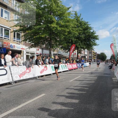 15.09.2024 - PSD Bank Halbmarathon Miley Keyser http://msf.ph/oto/7083412 15.09.2024 11:44:41 Ziel 442, 773, 1179, 1206, 1583, 1598, 1623, 1734, 1806, 2534, 2554, 3515 meine-sportfotos.de