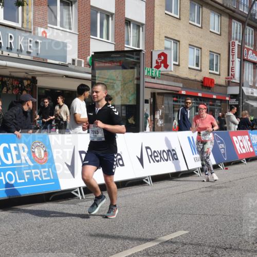 15.09.2024 - PSD Bank Halbmarathon Michael Strokosch http://msf.ph/oto/7083438 15.09.2024 12:29:38 Ziel 2093, 3055, 3091, 3270, 3334, 3385 meine-sportfotos.de