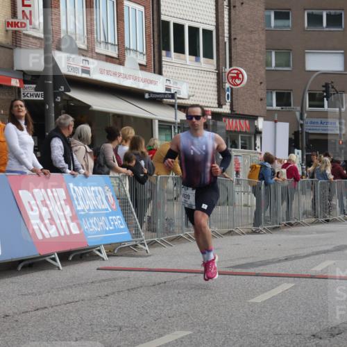 15.09.2024 - PSD Bank Halbmarathon Michael Strokosch http://msf.ph/oto/7083448 15.09.2024 11:20:52 Ziel 411, 557, 622, 625, 821, 850, 875, 1008, 1020, 1067 meine-sportfotos.de