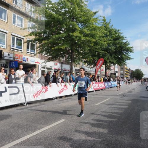 15.09.2024 - PSD Bank Halbmarathon Miley Keyser http://msf.ph/oto/7083456 15.09.2024 11:44:48 Ziel 1167, 1206, 1598, 1623, 1734, 1806, 2534, 2679 meine-sportfotos.de