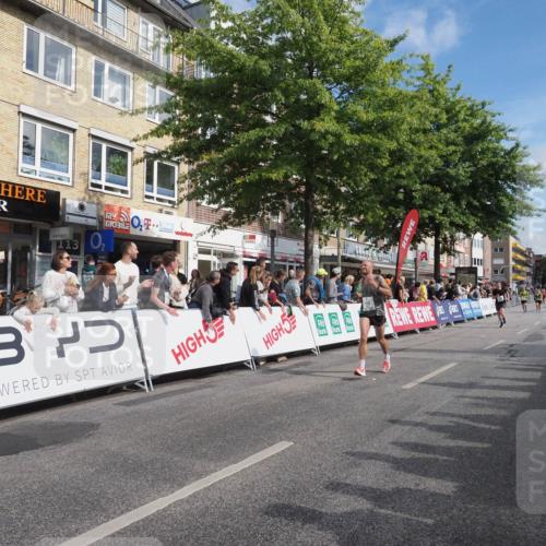 15.09.2024 - PSD Bank Halbmarathon Miley Keyser http://msf.ph/oto/7083464 15.09.2024 11:44:51 Ziel 916, 1167, 1206, 1415, 1598, 1623, 1734, 2534, 2679, 3514 meine-sportfotos.de