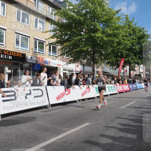 15.09.2024 - PSD Bank Halbmarathon Miley Keyser http://msf.ph/oto/7083466 15.09.2024 11:44:51 Ziel 916, 1167, 1206, 1415, 1598, 1623, 1734, 2534, 2679, 3514 meine-sportfotos.de