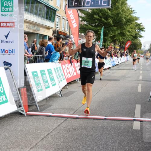 15.09.2024 - PSD Bank Halbmarathon Strokosch-Dieckow http://msf.ph/oto/7083505 15.09.2024 11:19:03 Ziel 420, 584, 660, 849, 866, 1066, 1085 meine-sportfotos.de