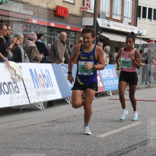 15.09.2024 - PSD Bank Halbmarathon Michael Strokosch http://msf.ph/oto/7083526 15.09.2024 11:20:57 Ziel 557, 622, 625, 850, 875, 1008, 1020 meine-sportfotos.de