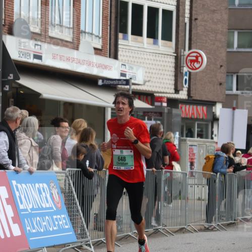 15.09.2024 - PSD Bank Halbmarathon Michael Strokosch http://msf.ph/oto/7083558 15.09.2024 11:21:03 Ziel 557, 625, 648, 873, 875, 1020 meine-sportfotos.de