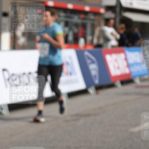 15.09.2024 - PSD Bank Halbmarathon Michael Strokosch http://msf.ph/oto/7083579 15.09.2024 12:29:47 Ziel 1390, 2093, 2291, 2454, 3091, 3270, 3334, 3362 meine-sportfotos.de