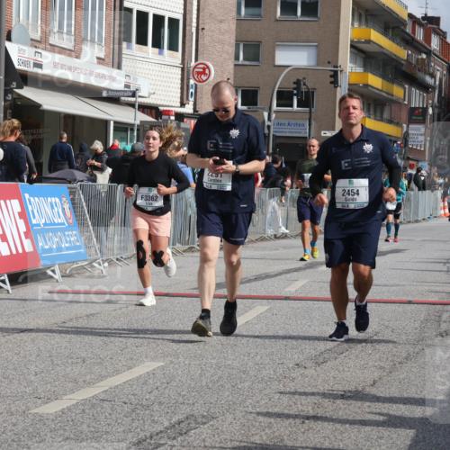 15.09.2024 - PSD Bank Halbmarathon Michael Strokosch http://msf.ph/oto/7083583 15.09.2024 12:29:48 Ziel 1390, 2291, 2454, 3091, 3270, 3334, 3362 meine-sportfotos.de