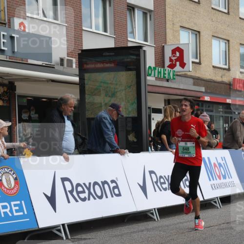 15.09.2024 - PSD Bank Halbmarathon Michael Strokosch http://msf.ph/oto/7083592 15.09.2024 11:21:05 Ziel 557, 648, 873, 875, 1020 meine-sportfotos.de