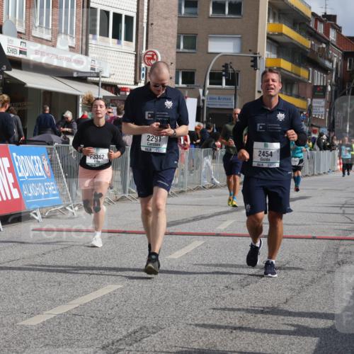 15.09.2024 - PSD Bank Halbmarathon Michael Strokosch http://msf.ph/oto/7083594 15.09.2024 12:29:48 Ziel 1390, 2291, 2454, 3091, 3270, 3334, 3362 meine-sportfotos.de