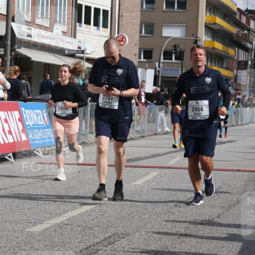 15.09.2024 - PSD Bank Halbmarathon Michael Strokosch http://msf.ph/oto/7083604 15.09.2024 12:29:49 Ziel 1390, 2291, 2454, 3091, 3270, 3334, 3362 meine-sportfotos.de