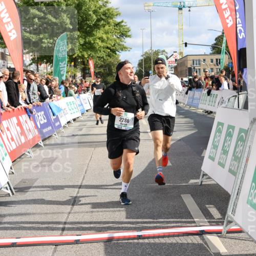 15.09.2024 - PSD Bank Halbmarathon Strokosch-Dieckow http://msf.ph/oto/7083627 15.09.2024 12:35:53 Ziel 1504, 1895, 2257, 2286, 3071, 3178, 3300, 3329, 3468 meine-sportfotos.de