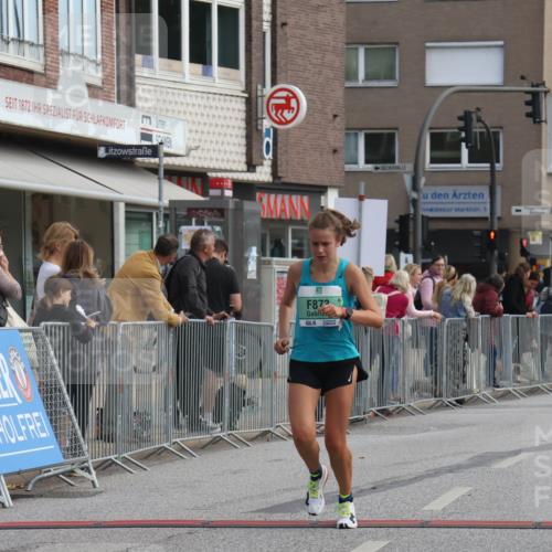 15.09.2024 - PSD Bank Halbmarathon Michael Strokosch http://msf.ph/oto/7083632 15.09.2024 11:21:09 Ziel 557, 648, 873, 875 meine-sportfotos.de