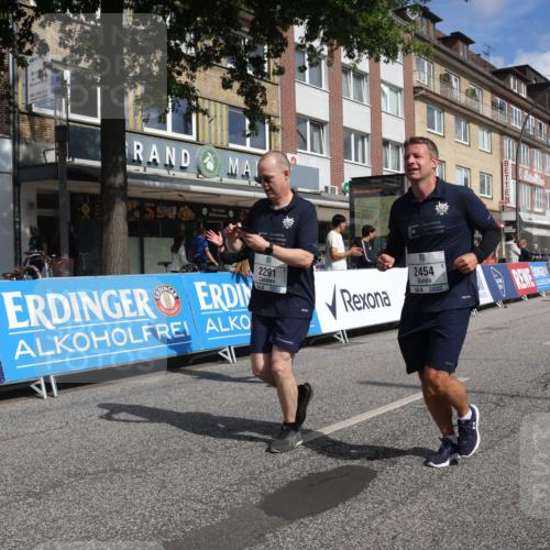 15.09.2024 - PSD Bank Halbmarathon Michael Strokosch http://msf.ph/oto/7083674 15.09.2024 12:29:52 Ziel 1390, 2291, 2454, 3091, 3270, 3362 meine-sportfotos.de