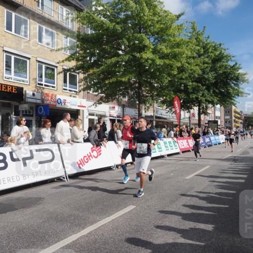 15.09.2024 - PSD Bank Halbmarathon Miley Keyser http://msf.ph/oto/7083685 15.09.2024 11:45:28 Ziel 835, 951, 957, 973, 1138, 1268, 1407, 1437, 1454, 1477, 1626, 1737, 1791, 2310, 2332, 2495, 2632, 2683, 2851 meine-sportfotos.de