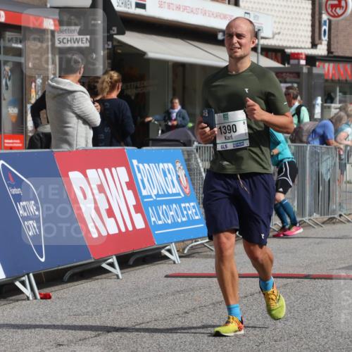 15.09.2024 - PSD Bank Halbmarathon Michael Strokosch http://msf.ph/oto/7083710 15.09.2024 12:29:55 Ziel 1390, 2291, 2454, 2889, 3270, 3349, 3362 meine-sportfotos.de