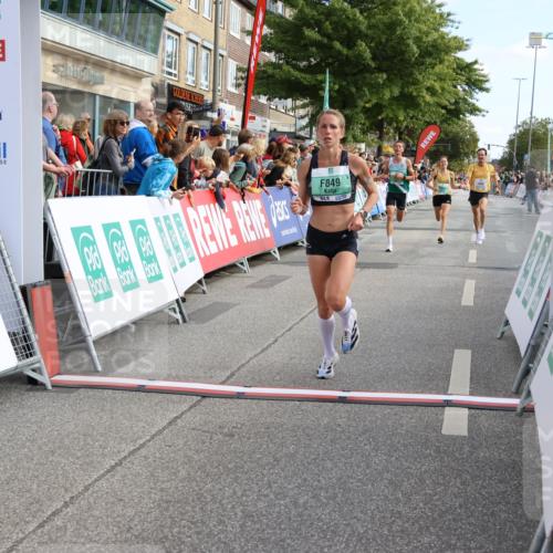 15.09.2024 - PSD Bank Halbmarathon Strokosch-Dieckow http://msf.ph/oto/7083711 15.09.2024 11:19:07 Ziel 420, 584, 849, 866, 1066, 1085 meine-sportfotos.de
