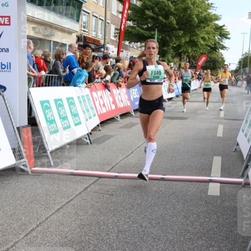 15.09.2024 - PSD Bank Halbmarathon Strokosch-Dieckow http://msf.ph/oto/7083758 15.09.2024 11:19:07 Ziel 420, 584, 849, 866, 1066, 1085 meine-sportfotos.de