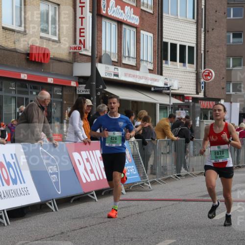 15.09.2024 - PSD Bank Halbmarathon Michael Strokosch http://msf.ph/oto/7083766 15.09.2024 11:21:25 Ziel 428, 579, 864, 878, 1009, 1092, 2471 meine-sportfotos.de