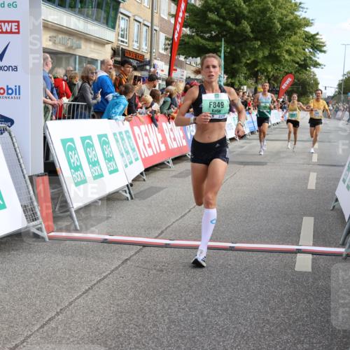 15.09.2024 - PSD Bank Halbmarathon Strokosch-Dieckow http://msf.ph/oto/7083784 15.09.2024 11:19:07 Ziel 420, 584, 849, 866, 1066, 1085 meine-sportfotos.de
