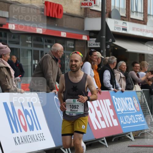 15.09.2024 - PSD Bank Halbmarathon Michael Strokosch http://msf.ph/oto/7083812 15.09.2024 11:21:29 Ziel 428, 579, 864, 878, 1009, 1092, 2471 meine-sportfotos.de