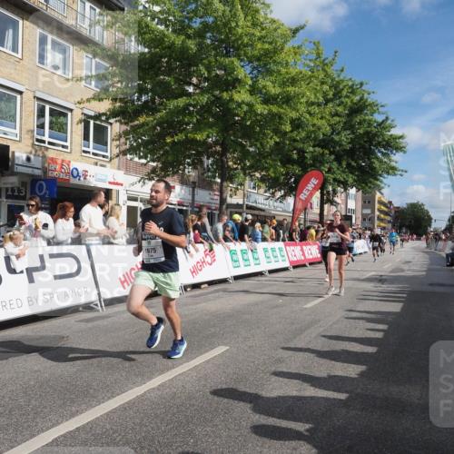 15.09.2024 - PSD Bank Halbmarathon Miley Keyser http://msf.ph/oto/7083846 15.09.2024 11:45:57 Ziel 446, 948, 1209, 1326, 1347, 1351, 1975, 2483, 2539, 2645, 2705, 2988 meine-sportfotos.de