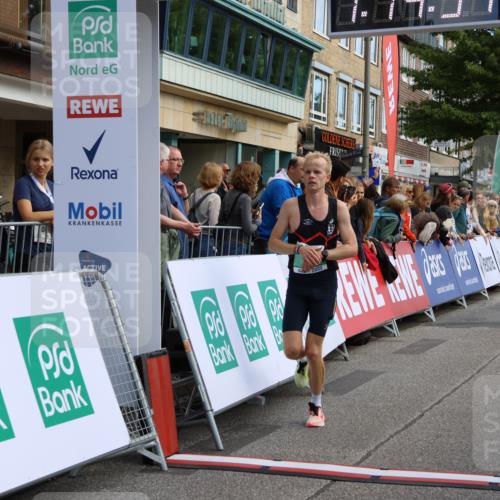 15.09.2024 - PSD Bank Halbmarathon Strokosch-Dieckow http://msf.ph/oto/7083847 15.09.2024 11:15:48 Ziel 405, 532, 572, 576, 846, 1086, 2465 meine-sportfotos.de