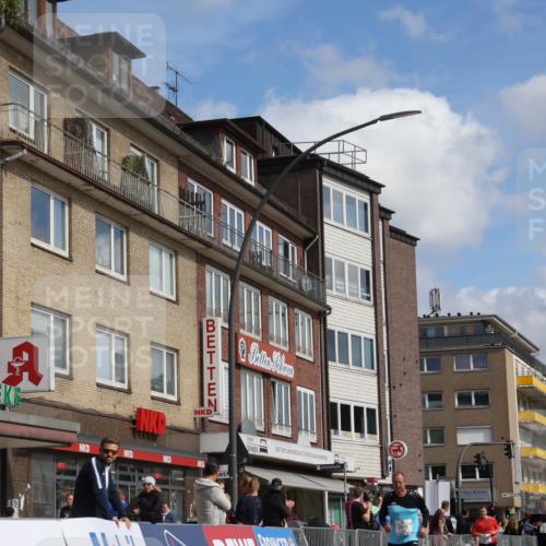 15.09.2024 - PSD Bank Halbmarathon Michael Strokosch http://msf.ph/oto/7083848 15.09.2024 12:30:07 Ziel 2111, 2299, 2889, 3276, 3349 meine-sportfotos.de