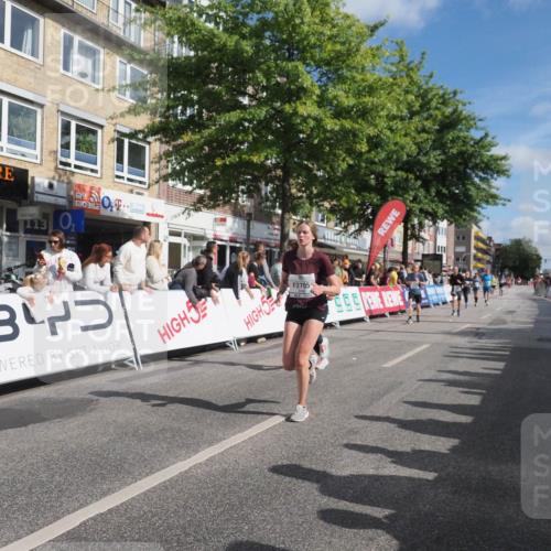 15.09.2024 - PSD Bank Halbmarathon Miley Keyser http://msf.ph/oto/7083863 15.09.2024 11:45:58 Ziel 446, 948, 1209, 1326, 1347, 1351, 1375, 1975, 2483, 2539, 2645, 2705, 2988 meine-sportfotos.de
