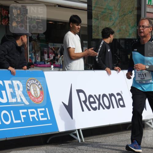 15.09.2024 - PSD Bank Halbmarathon Michael Strokosch http://msf.ph/oto/7083866 15.09.2024 12:30:13 Ziel 2111, 2251, 2299, 2889, 3206, 3276, 3349 meine-sportfotos.de