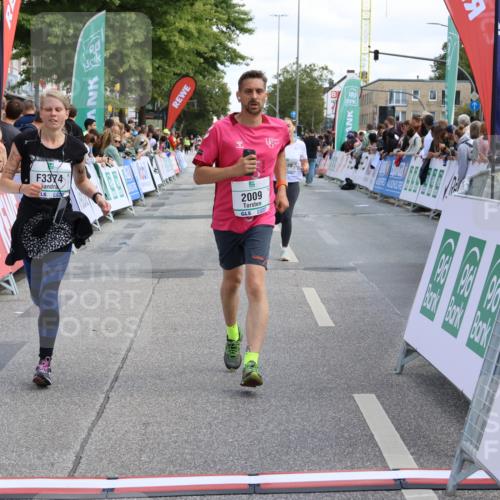 15.09.2024 - PSD Bank Halbmarathon Strokosch-Dieckow http://msf.ph/oto/7083868 15.09.2024 12:27:01 Ziel 2009, 2252, 3128, 3374 meine-sportfotos.de