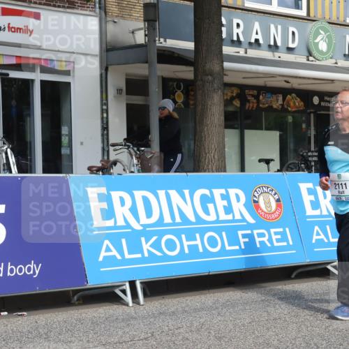 15.09.2024 - PSD Bank Halbmarathon Michael Strokosch http://msf.ph/oto/7083890 15.09.2024 12:30:14 Ziel 2111, 2251, 2299, 3206, 3261, 3276 meine-sportfotos.de