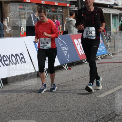 15.09.2024 - PSD Bank Halbmarathon Michael Strokosch http://msf.ph/oto/7083912 15.09.2024 12:30:16 Ziel 2111, 2251, 2299, 3206, 3261, 3276 meine-sportfotos.de