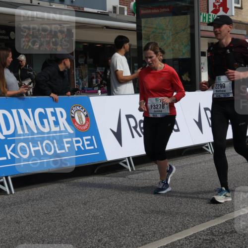 15.09.2024 - PSD Bank Halbmarathon Michael Strokosch http://msf.ph/oto/7083929 15.09.2024 12:30:17 Ziel 2111, 2251, 2299, 2447, 3206, 3261, 3276 meine-sportfotos.de