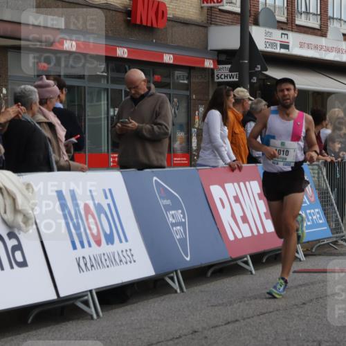 15.09.2024 - PSD Bank Halbmarathon Michael Strokosch http://msf.ph/oto/7083943 15.09.2024 11:21:50 Ziel 419, 422, 643, 653, 655, 854, 867, 1010, 1049 meine-sportfotos.de