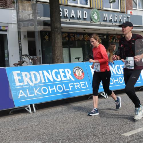 15.09.2024 - PSD Bank Halbmarathon Michael Strokosch http://msf.ph/oto/7083950 15.09.2024 12:30:18 Ziel 2111, 2251, 2299, 2447, 3206, 3261, 3276, 3346 meine-sportfotos.de