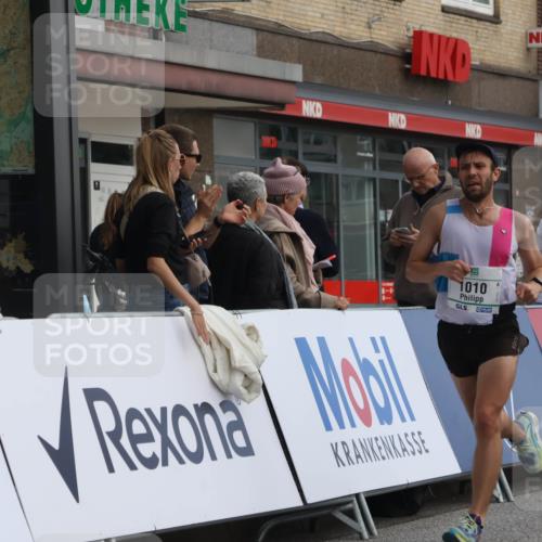 15.09.2024 - PSD Bank Halbmarathon Michael Strokosch http://msf.ph/oto/7083952 15.09.2024 11:21:51 Ziel 419, 422, 643, 653, 655, 854, 867, 1010, 1049 meine-sportfotos.de