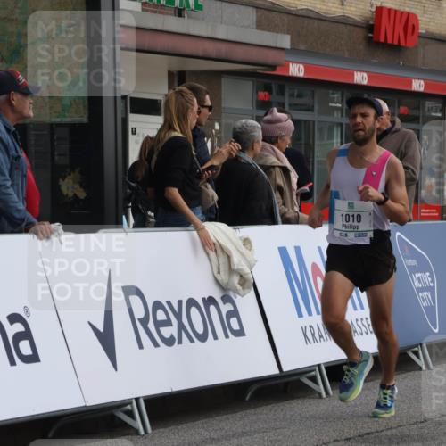 15.09.2024 - PSD Bank Halbmarathon Michael Strokosch http://msf.ph/oto/7083956 15.09.2024 11:21:51 Ziel 419, 422, 643, 653, 655, 854, 867, 1010, 1049 meine-sportfotos.de
