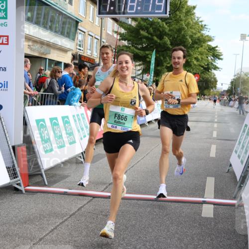 15.09.2024 - PSD Bank Halbmarathon Strokosch-Dieckow http://msf.ph/oto/7083982 15.09.2024 11:19:10 Ziel 420, 584, 849, 866, 1066, 1085 meine-sportfotos.de