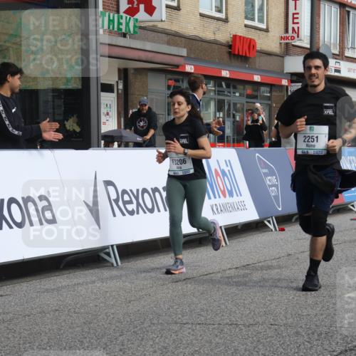 15.09.2024 - PSD Bank Halbmarathon Michael Strokosch http://msf.ph/oto/7083992 15.09.2024 12:30:22 Ziel 2111, 2251, 2299, 2447, 3206, 3261, 3276, 3346 meine-sportfotos.de