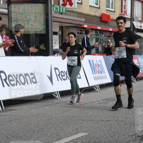 15.09.2024 - PSD Bank Halbmarathon Michael Strokosch http://msf.ph/oto/7083996 15.09.2024 12:30:23 Ziel 2251, 2299, 2447, 3206, 3261, 3276, 3346 meine-sportfotos.de