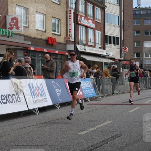 15.09.2024 - PSD Bank Halbmarathon Michael Strokosch http://msf.ph/oto/7084004 15.09.2024 11:21:56 Ziel 419, 422, 643, 653, 876, 1010 meine-sportfotos.de
