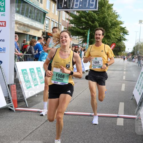 15.09.2024 - PSD Bank Halbmarathon Strokosch-Dieckow http://msf.ph/oto/7084035 15.09.2024 11:19:10 Ziel 420, 584, 849, 866, 1066, 1085 meine-sportfotos.de