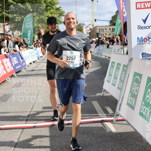 15.09.2024 - PSD Bank Halbmarathon Strokosch-Dieckow http://msf.ph/oto/7084054 15.09.2024 12:36:00 Ziel 1504, 1895, 2257, 2286, 3071 meine-sportfotos.de