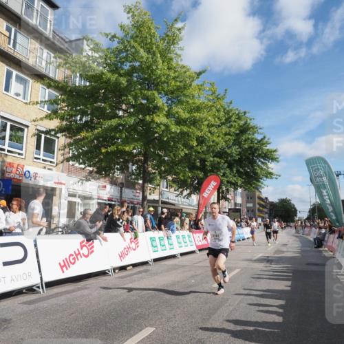 15.09.2024 - PSD Bank Halbmarathon Miley Keyser http://msf.ph/oto/7084057 15.09.2024 11:46:29 Ziel 779, 781, 784, 786, 967, 1202, 1358, 1474, 1761, 2162, 2677, 2680, 2681, 3560 meine-sportfotos.de