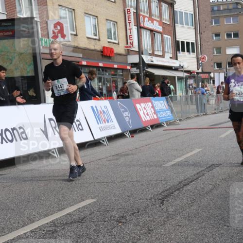 15.09.2024 - PSD Bank Halbmarathon Michael Strokosch http://msf.ph/oto/7084067 15.09.2024 12:30:28 Ziel 2251, 2447, 3206, 3261, 3346 meine-sportfotos.de