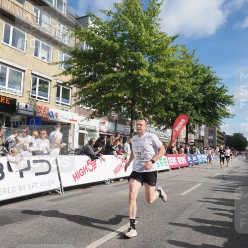 15.09.2024 - PSD Bank Halbmarathon Miley Keyser http://msf.ph/oto/7084068 15.09.2024 11:46:29 Ziel 779, 781, 784, 786, 967, 1202, 1358, 1474, 1761, 2162, 2677, 2680, 2681, 3560 meine-sportfotos.de