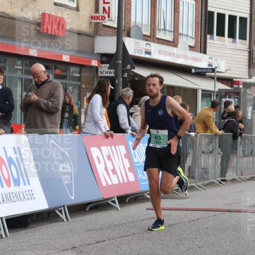 15.09.2024 - PSD Bank Halbmarathon Michael Strokosch http://msf.ph/oto/7084093 15.09.2024 11:22:04 Ziel 415, 419, 422, 643, 653, 654, 876, 877, 1010 meine-sportfotos.de