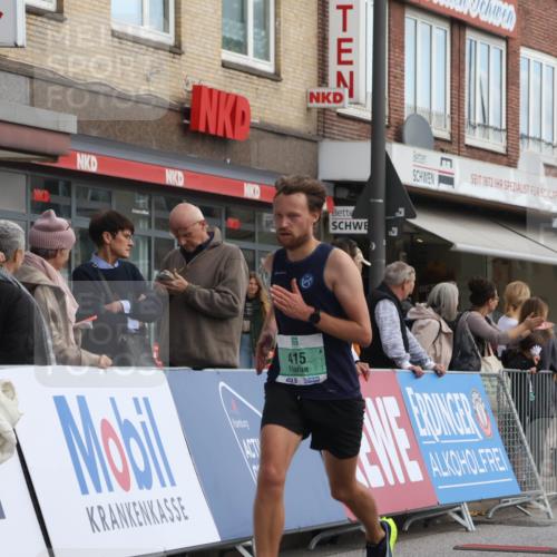 15.09.2024 - PSD Bank Halbmarathon Michael Strokosch http://msf.ph/oto/7084103 15.09.2024 11:22:05 Ziel 415, 419, 422, 631, 643, 653, 654, 876, 877 meine-sportfotos.de