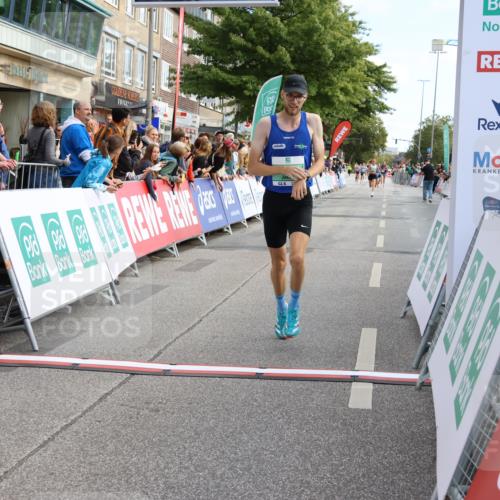 15.09.2024 - PSD Bank Halbmarathon Strokosch-Dieckow http://msf.ph/oto/7084115 15.09.2024 11:19:23 Ziel 640, 887 meine-sportfotos.de